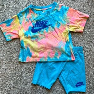 Girls Nike Cropped Set size S